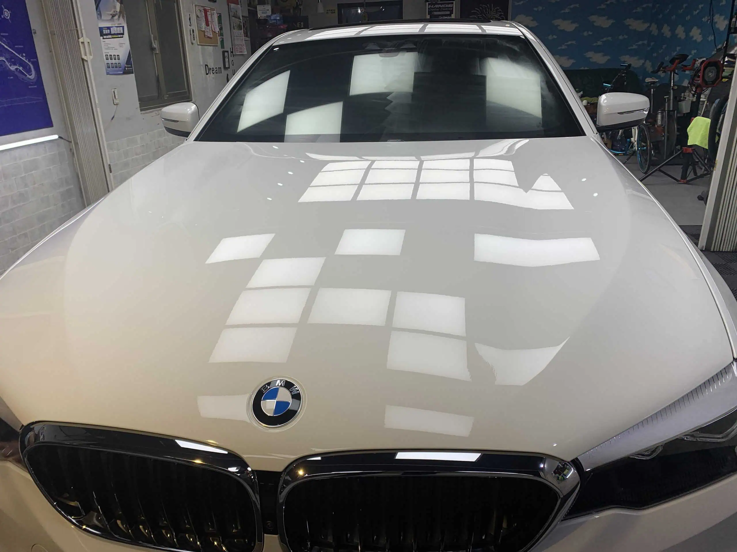 BMW陶瓷鍍膜施工效果圖